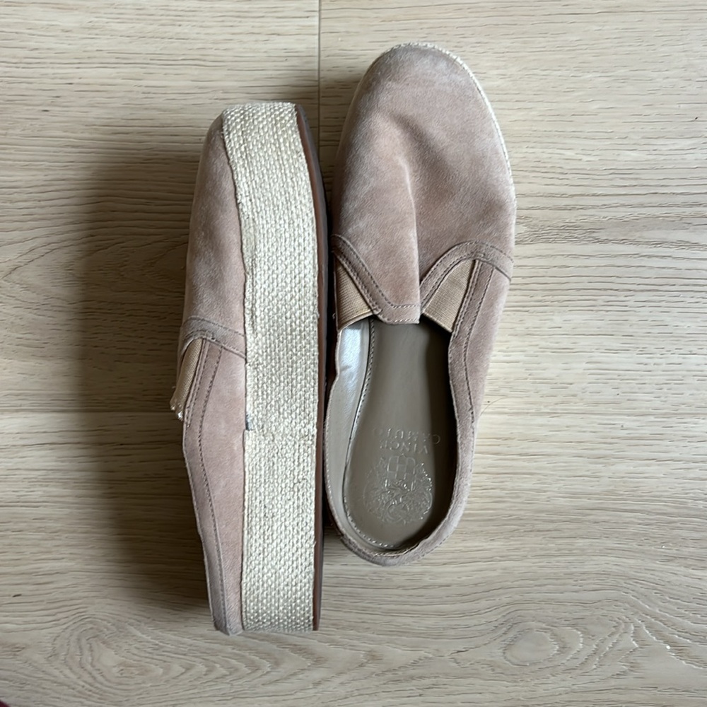 Vince Camuto leather suede neutral slides